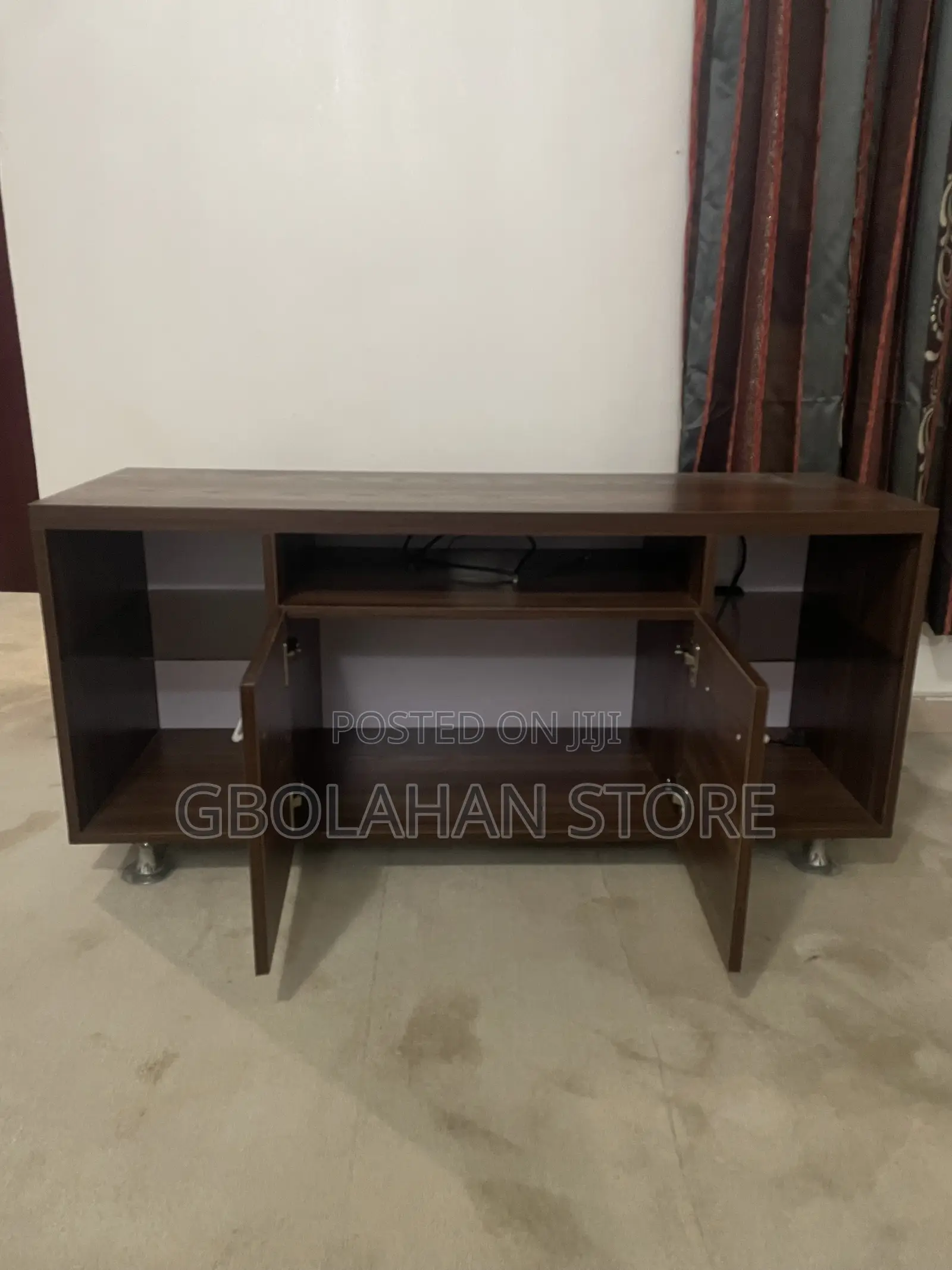 55 Inch TV Stand
