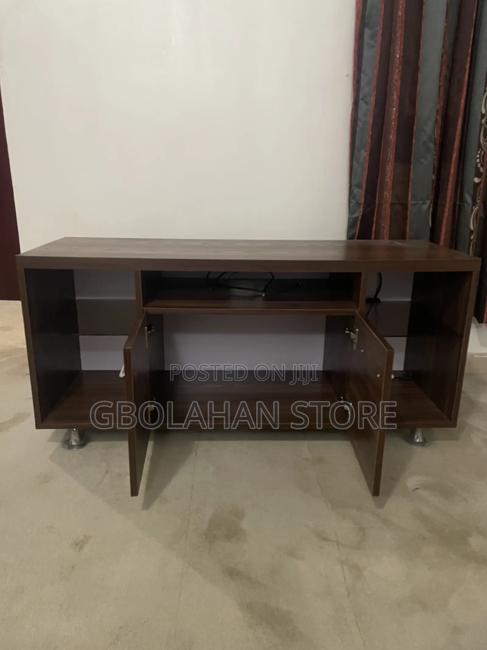 55 Inch TV Stand