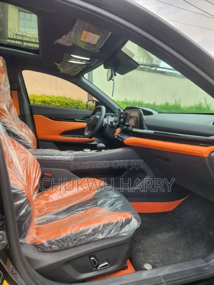 Changan UNI-V 2025 Black