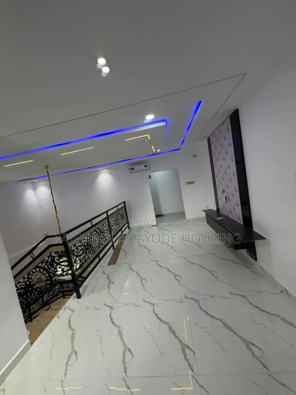 4bdrm Duplex in Temidire Estate, Ologuneru for sale