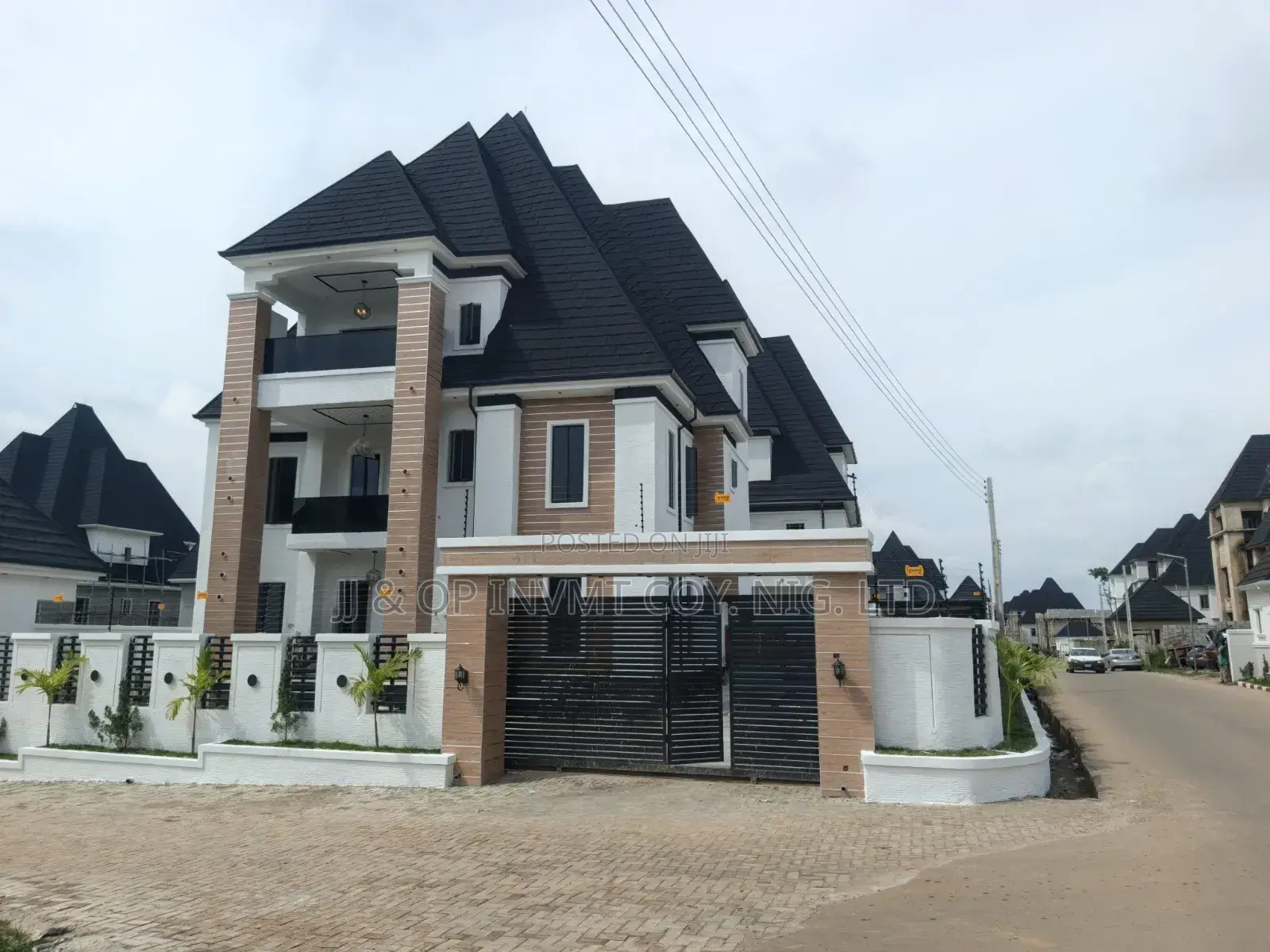 5bdrm Duplex in Around Sunny Vale, Galadimawa for sale