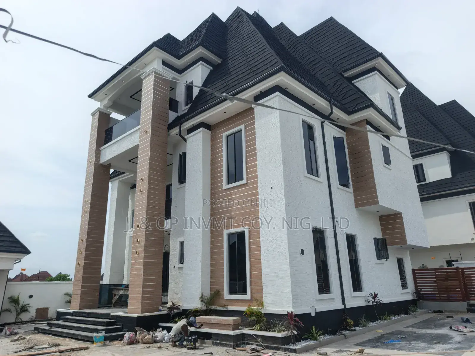 5bdrm Duplex in Around Sunny Vale, Galadimawa for sale