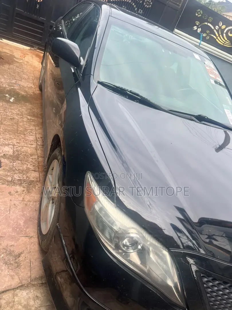 Toyota Camry SE 4dr Sedan (2.5L 4cyl 6A) 2011 Black