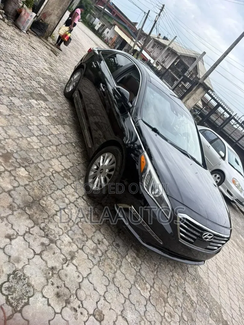Hyundai Sonata Sport PZEV 4dr Sedan (2.4L 4cyl 6A) 2015 Black