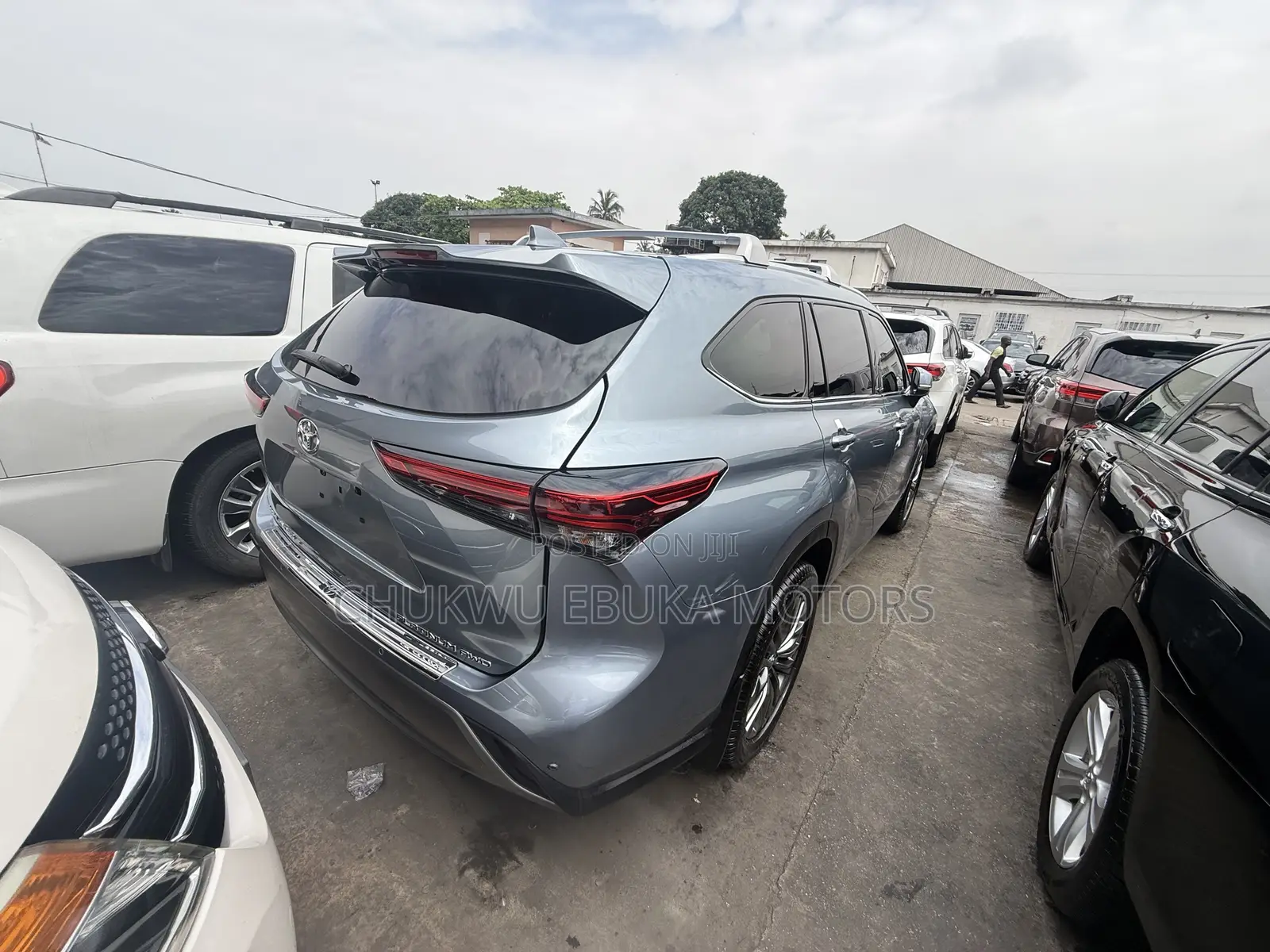 Toyota Highlander Platinum 2022 Blue