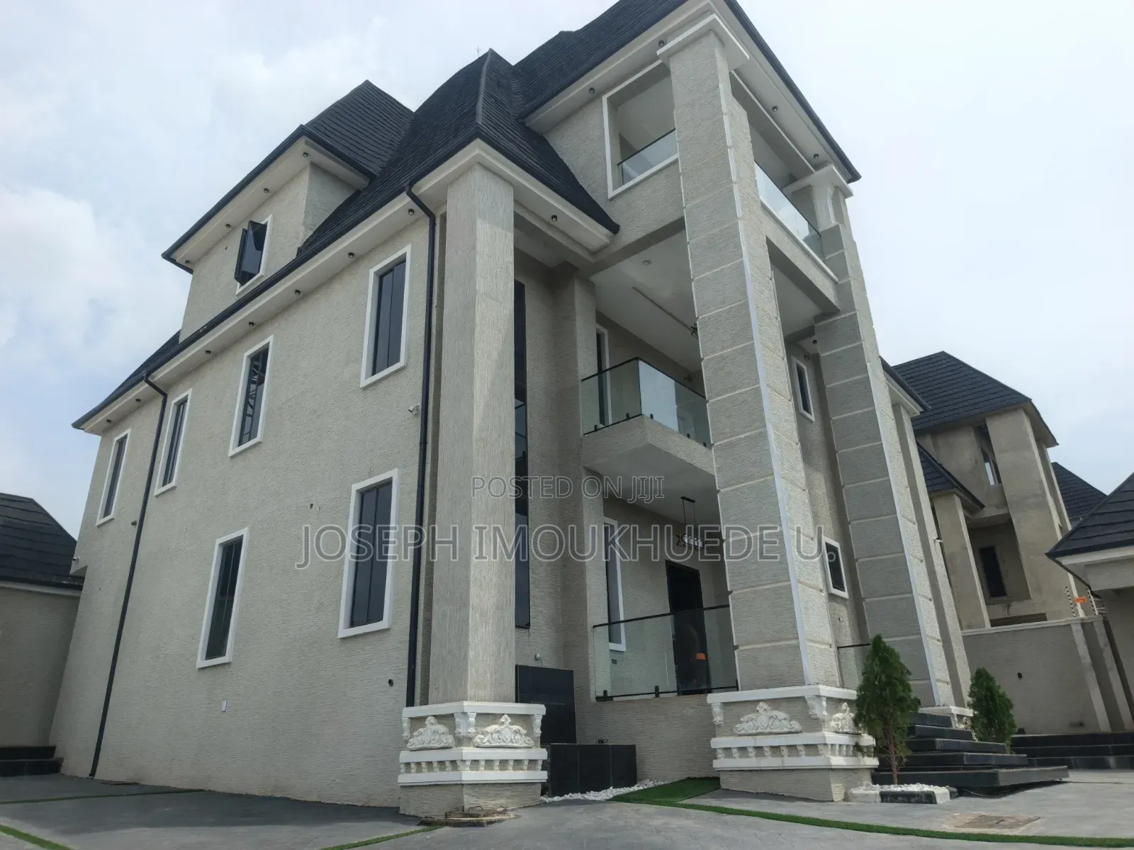 5bdrm Duplex in Galadimawa Estate for sale