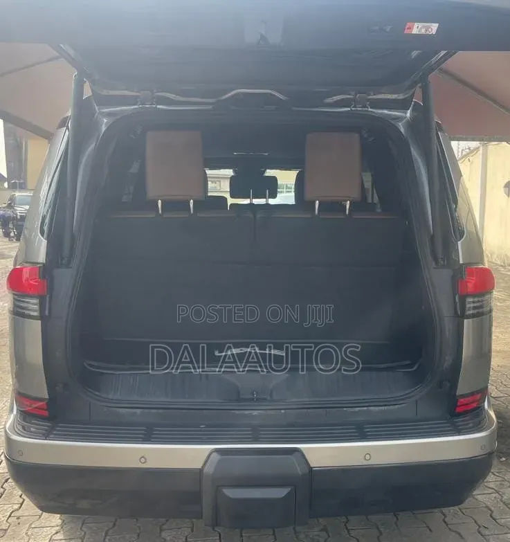 Lexus GX 2024 Gray
