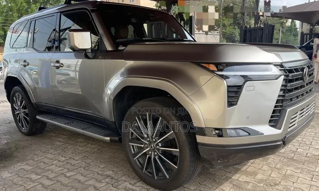 Lexus GX 2024 Gray