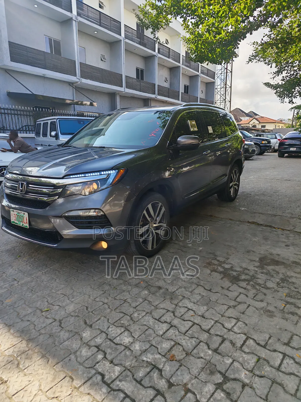 Honda Pilot Touring 4dr SUV 4WD (3.5L 6cyl 9A) 2016 Gray