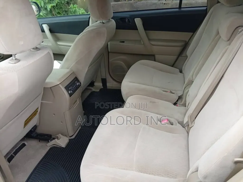 Toyota Highlander 4x4 2008 Gold