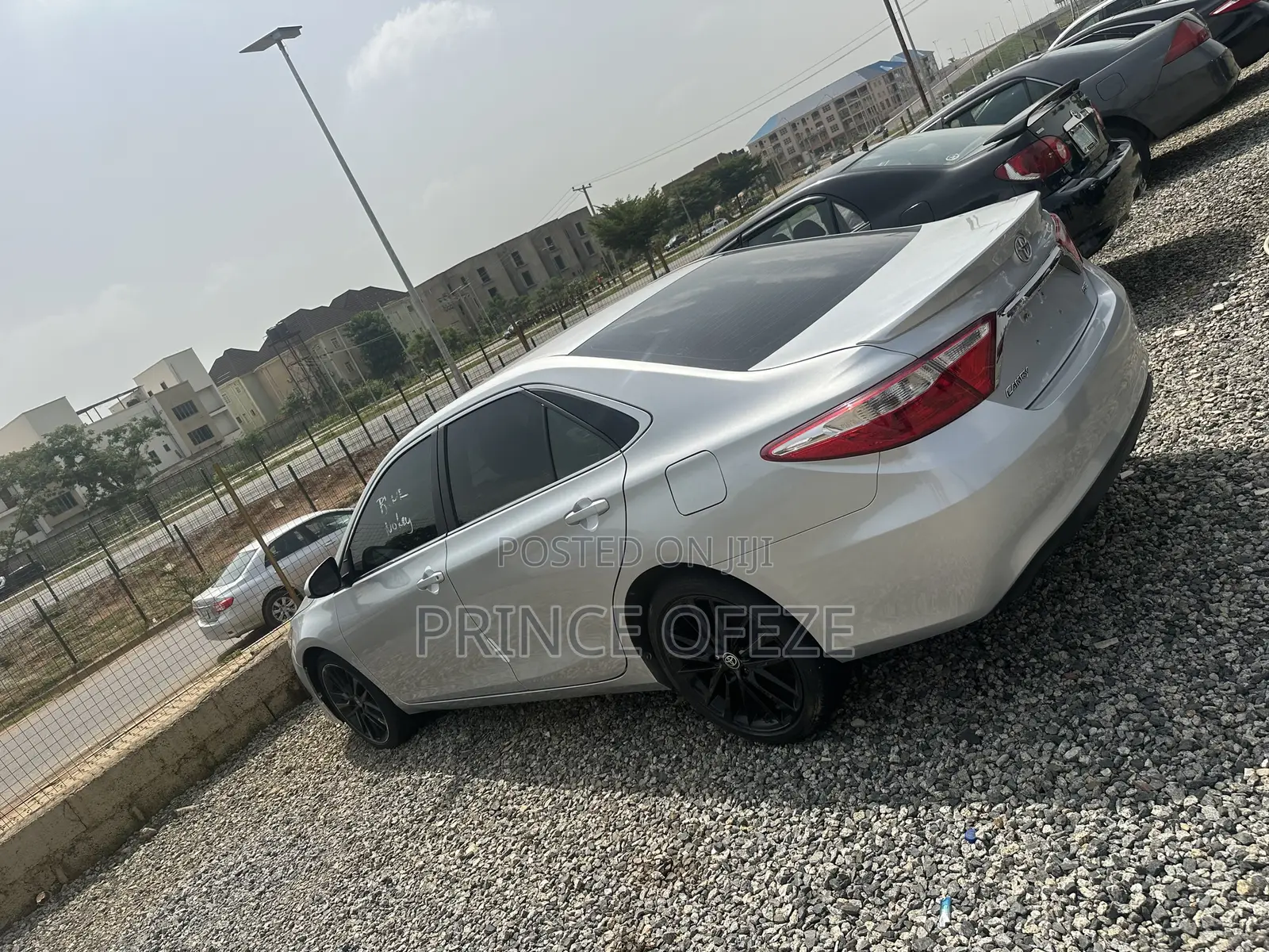 Toyota Camry 2017 Silver