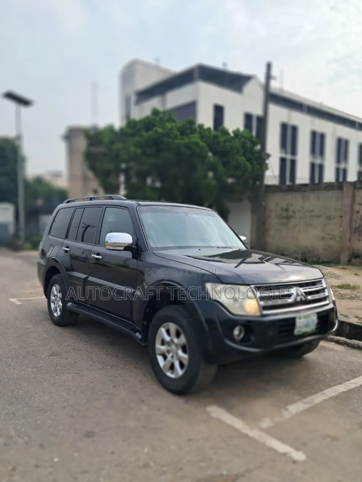 Mitsubishi Pajero 2011 Gray