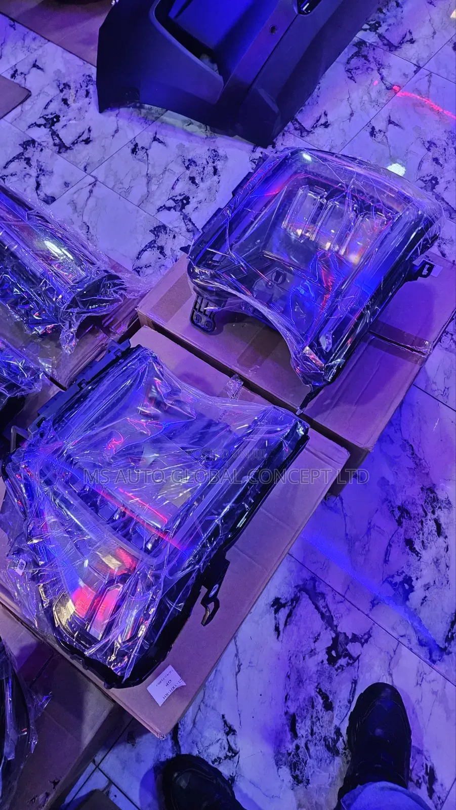 GMC Yukon Headlights 2021