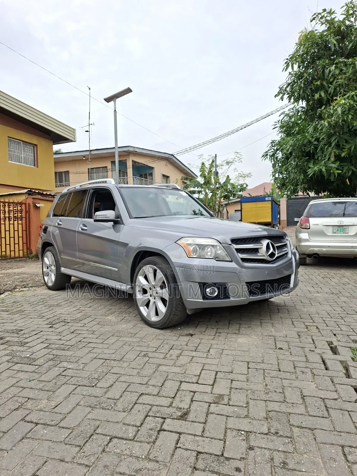 Mercedes-Benz GLK-Class 350 4MATIC 2010 Gray