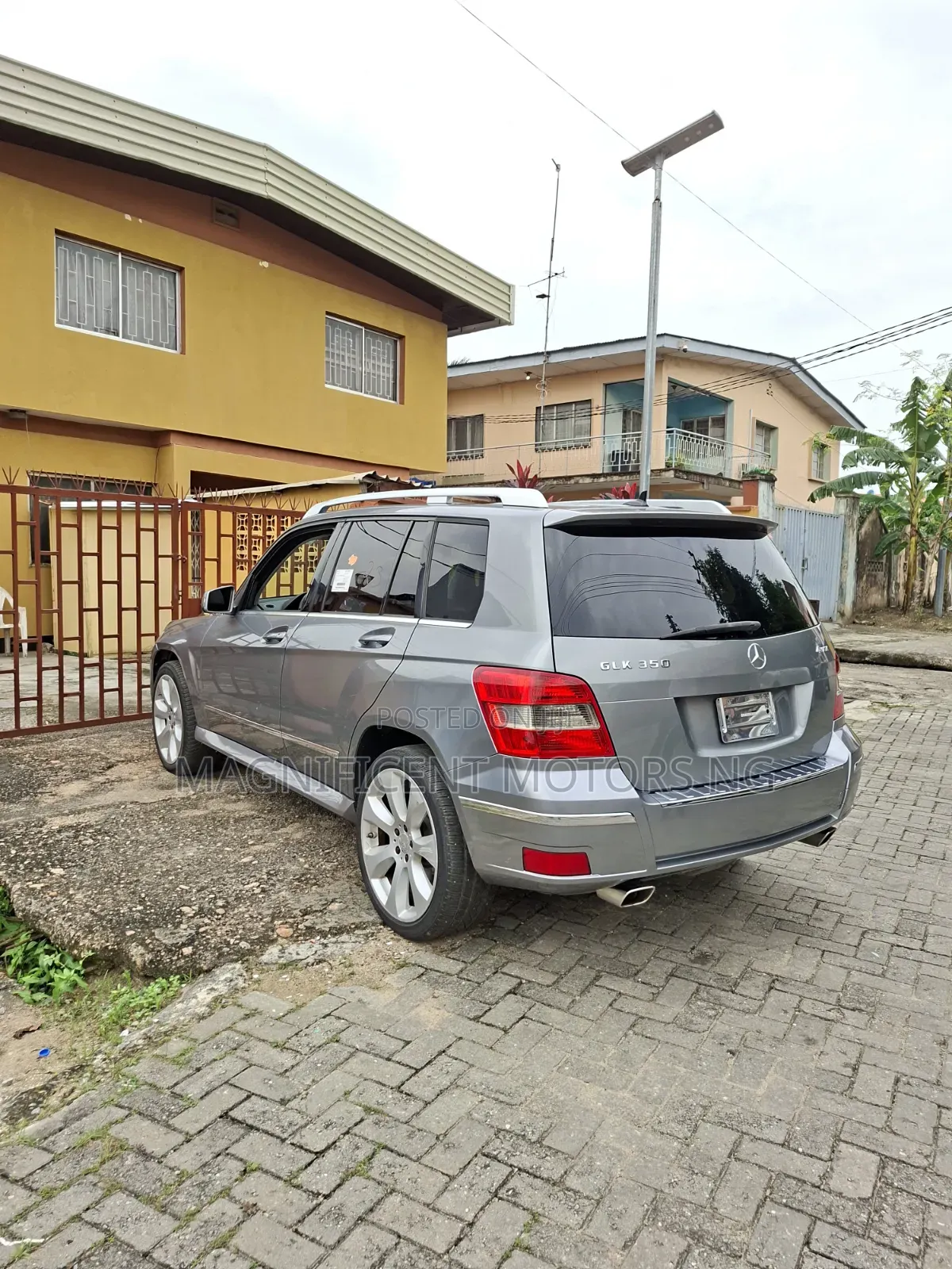 Mercedes-Benz GLK-Class 350 4MATIC 2010 Gray
