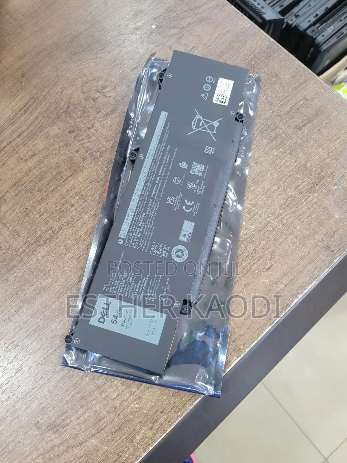 DELL R73TC Laptop Battery for Latitude 5340 5350 5440 5540