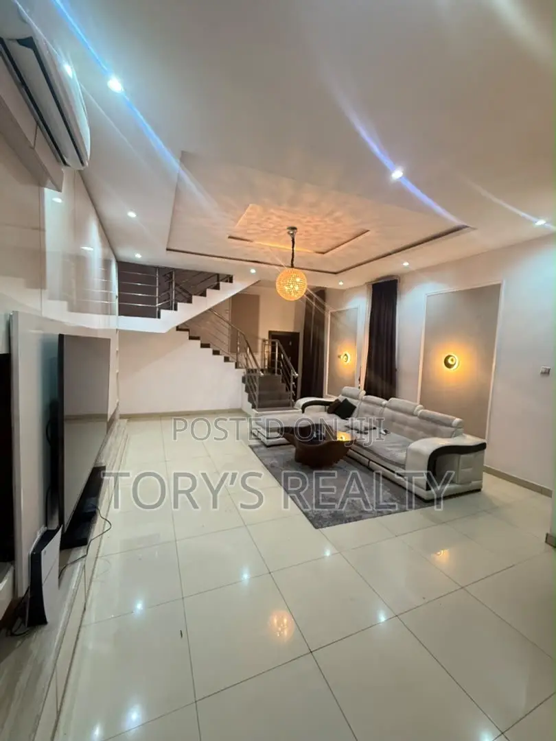 4bdrm Townhouse/Terrace in Osapa london for sale