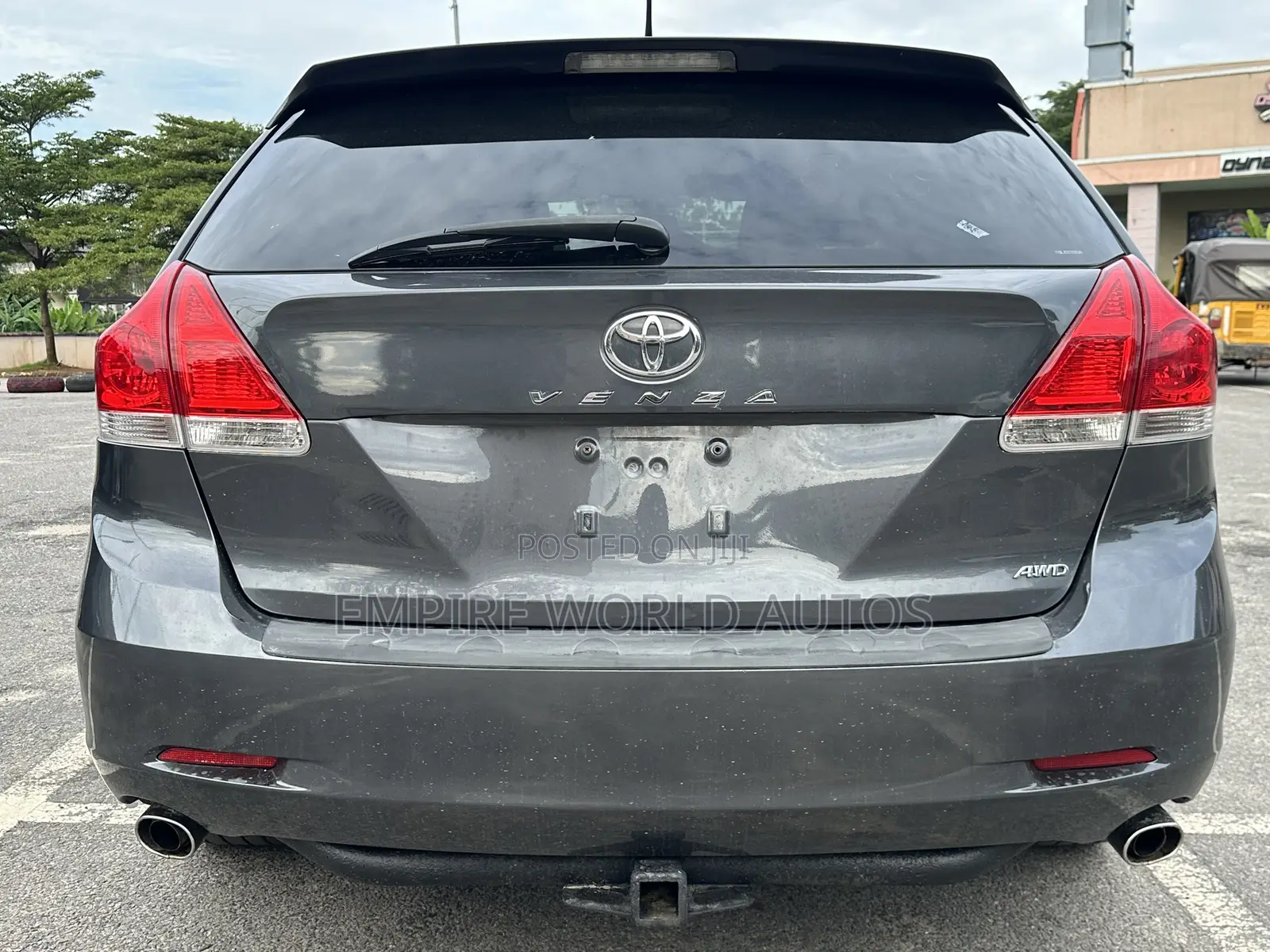 Toyota Venza LE 2011 Gray