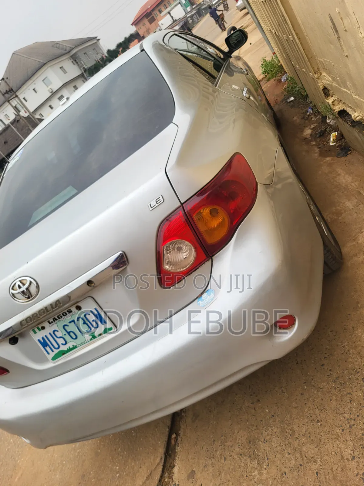 Toyota Corolla 2010 Silver