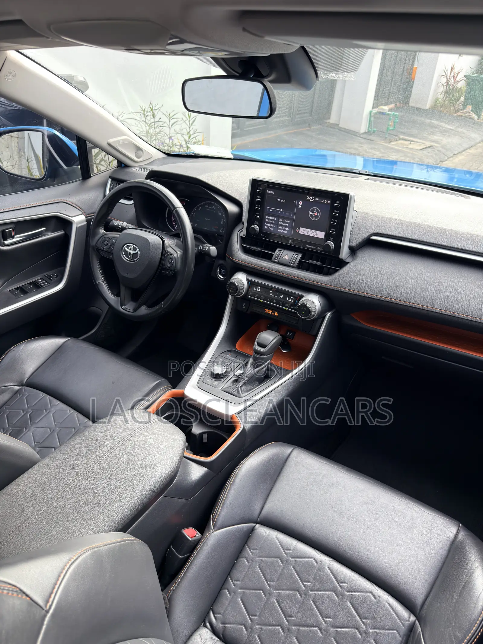 Toyota RAV4 Adventure 2019 Blue