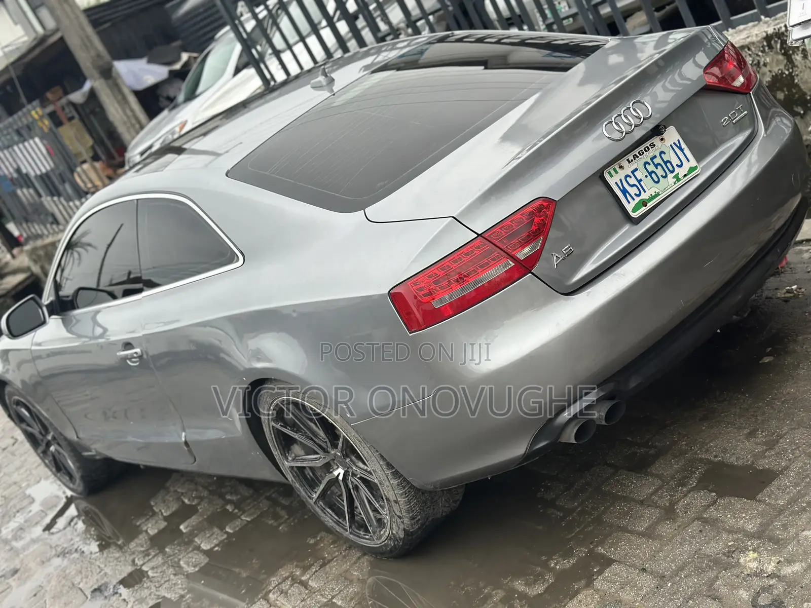 Audi A5 2.0T Premium 2011 Gray