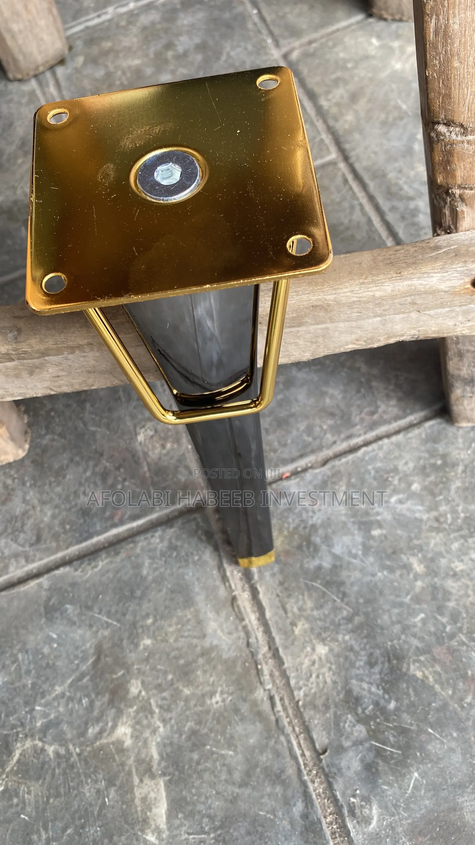 High Quality Stock Sofa Leg (4 Pieces)