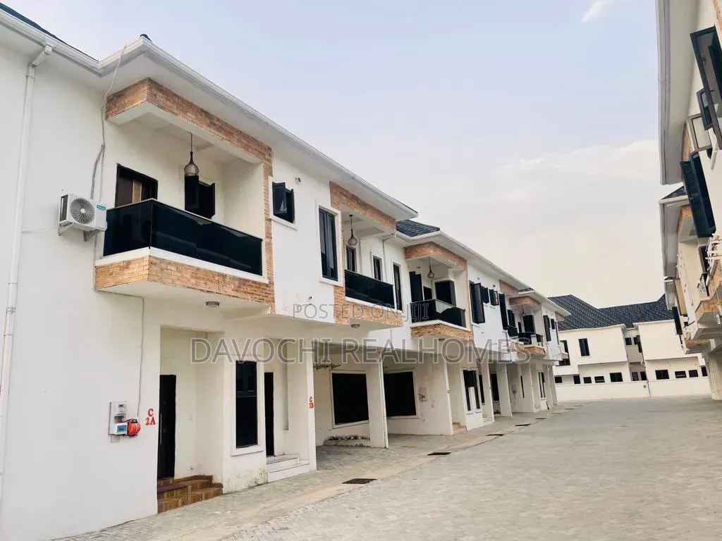 4bdrm Duplex in Victoria Island Extension for sale