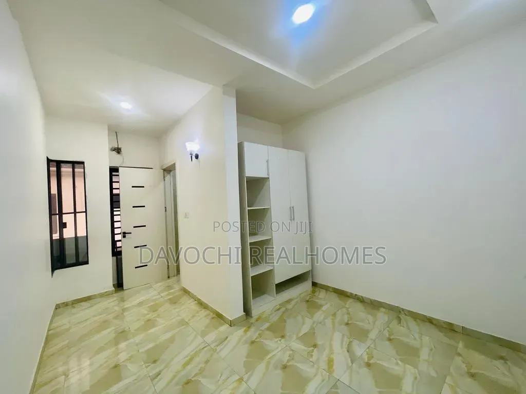 4bdrm Duplex in Victoria Island Extension for sale