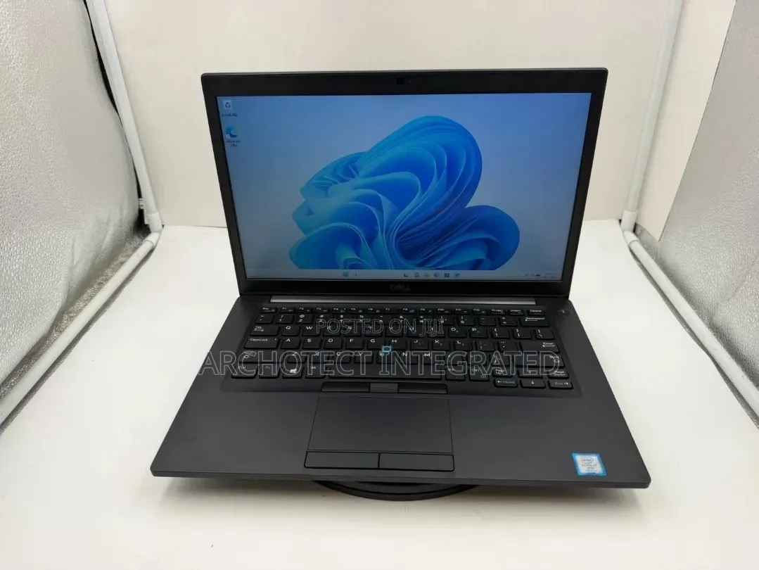 Laptop Dell Latitude 7490 8GB Intel Core i7 SSD 256GB