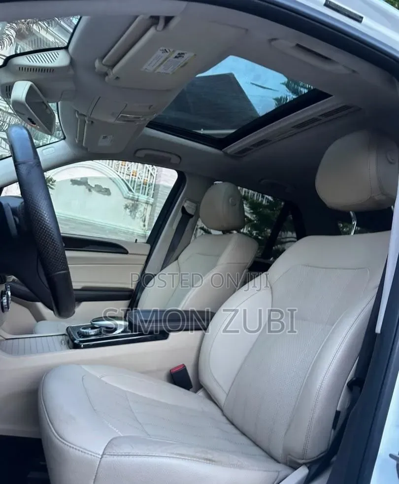 Mercedes-Benz GLE-Class 2018 White