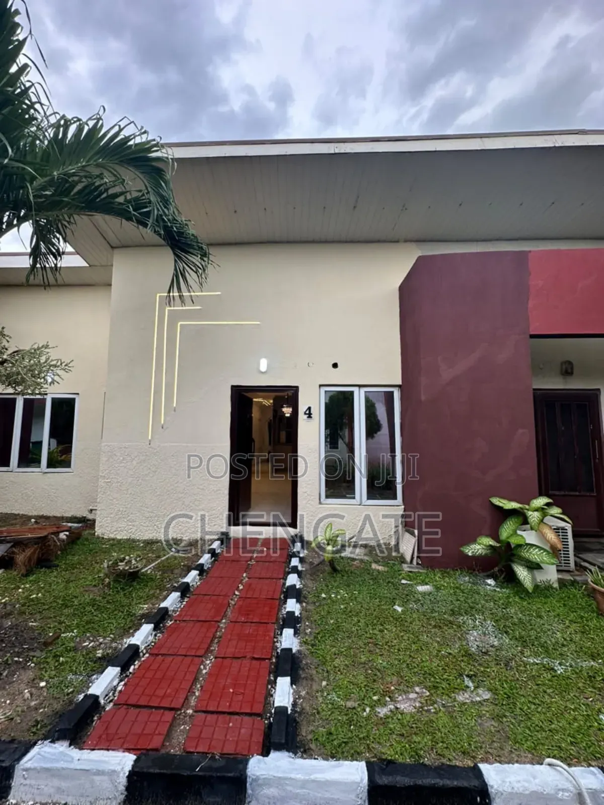 2bdrm Bungalow in South Point Estate, Lekki Expressway for sale
