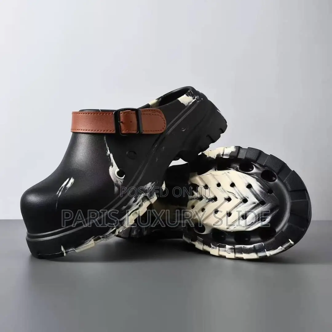 Luxury Clogs Wit Leather Buckle Strap,Black Paint Splash Fashion Crocs