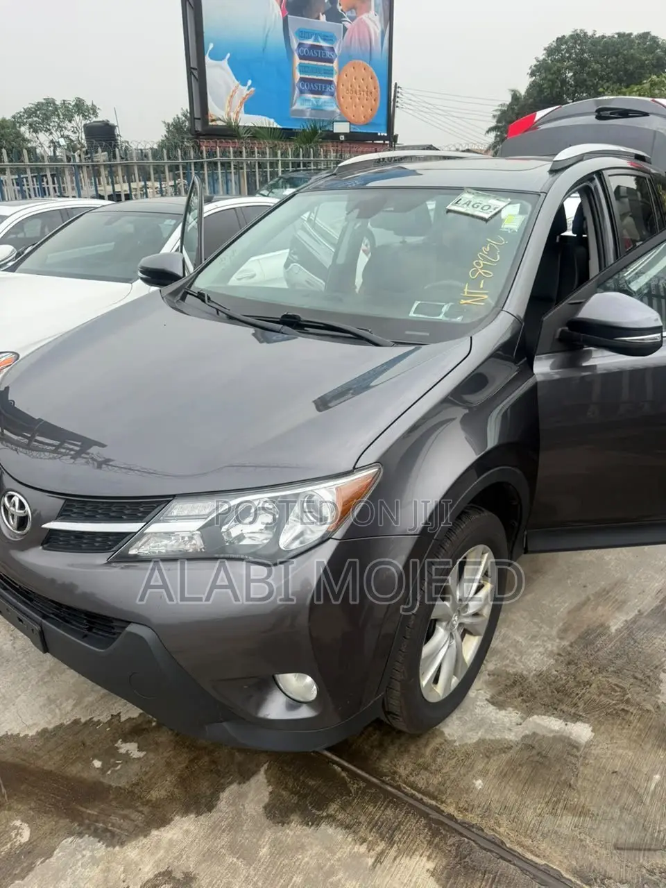 Toyota RAV4 Limited 4dr SUV (2.5L 4cyl 6A) 2014 Gray