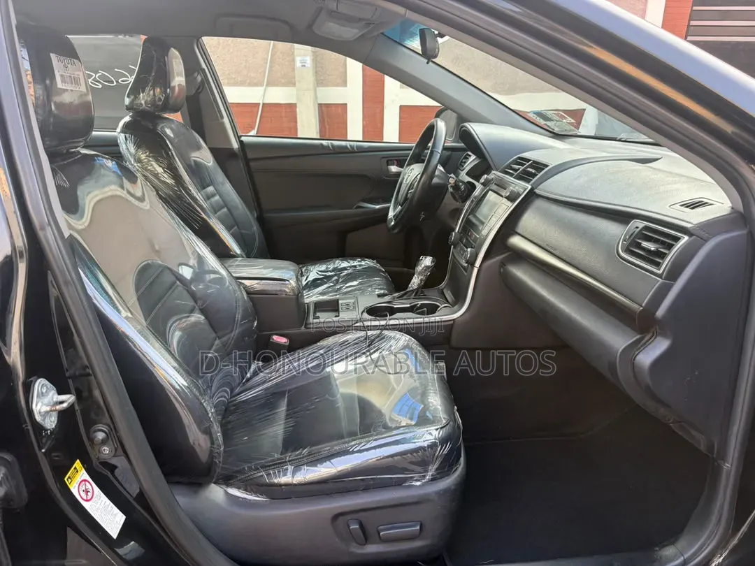 Toyota Camry XLE 4dr Sedan (3.5L 6cyl 6A) 2015 Black