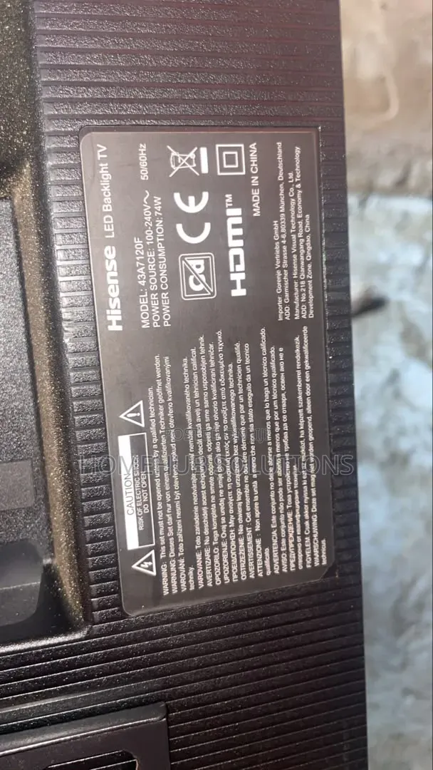 43 Inches Clean Hisense Smart TV With Remote