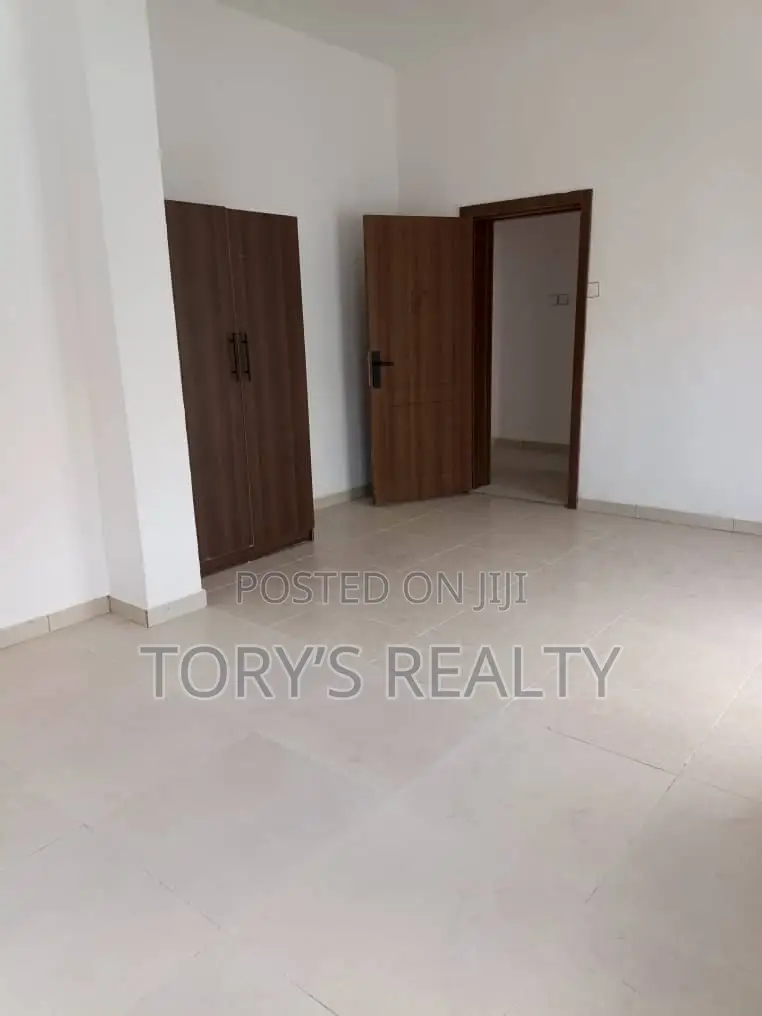 Mini Flat in Lekki Phase 1 for rent