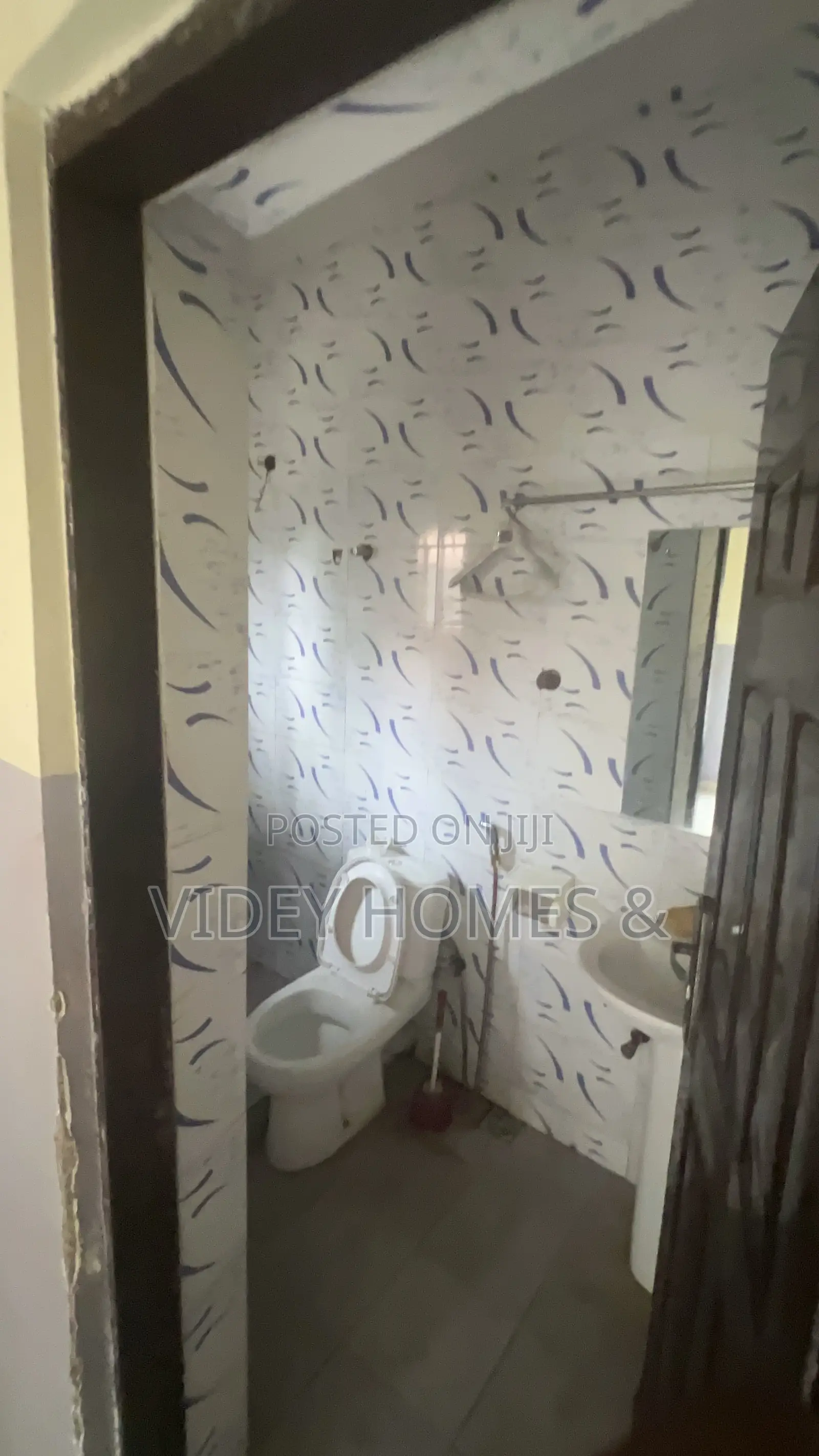 3bdrm Penthouse in Lavista Court Estate, Lokogoma for rent