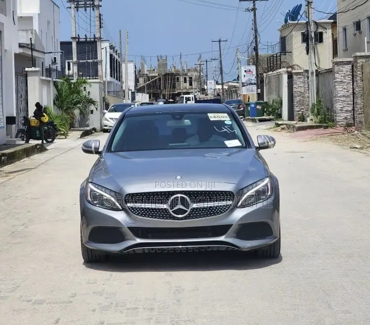Mercedes-Benz C300 2015 Gray