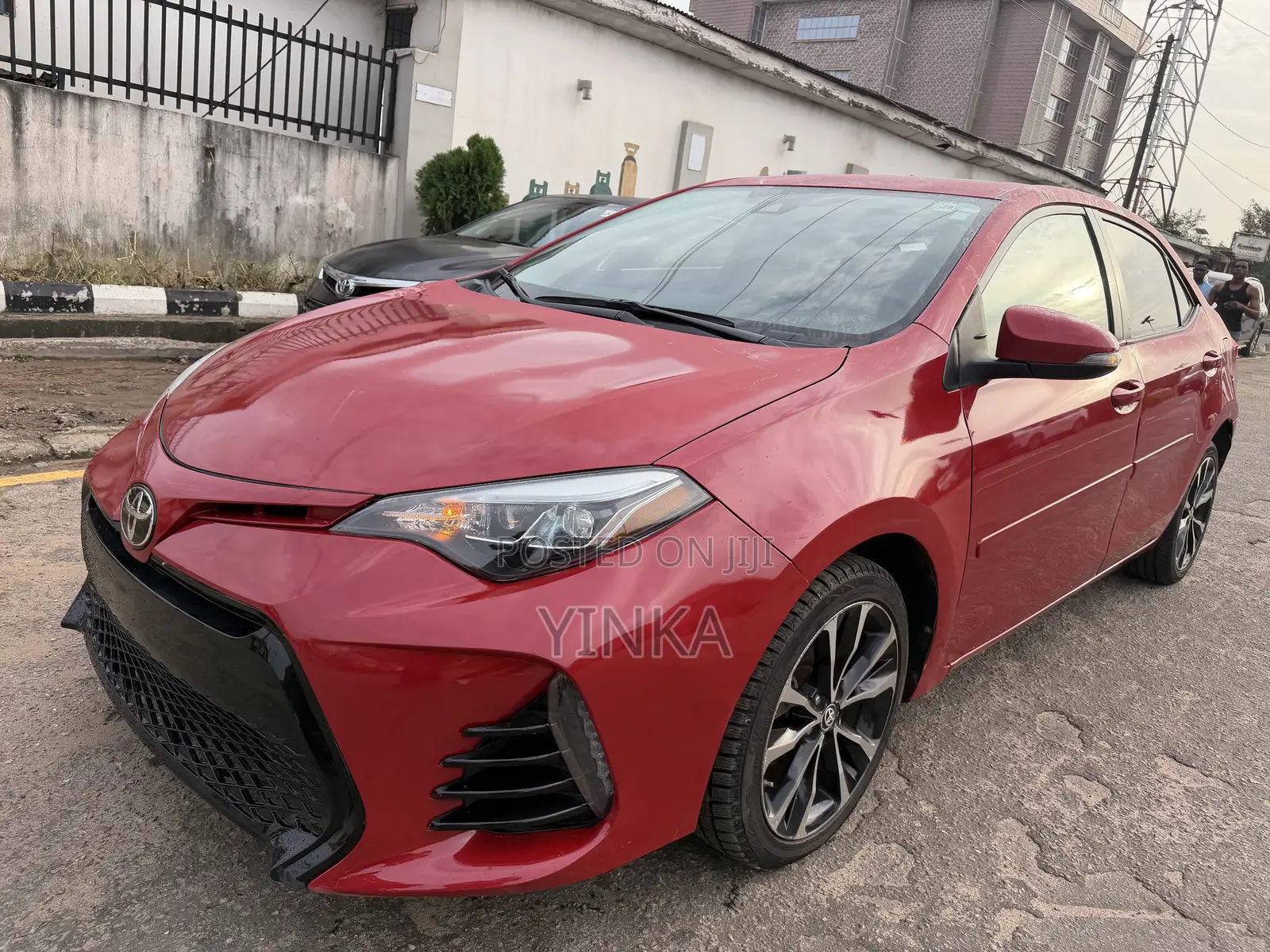 Toyota Corolla XSE 4dr Sedan (1.8L 4cyl CVT) 2017 Red
