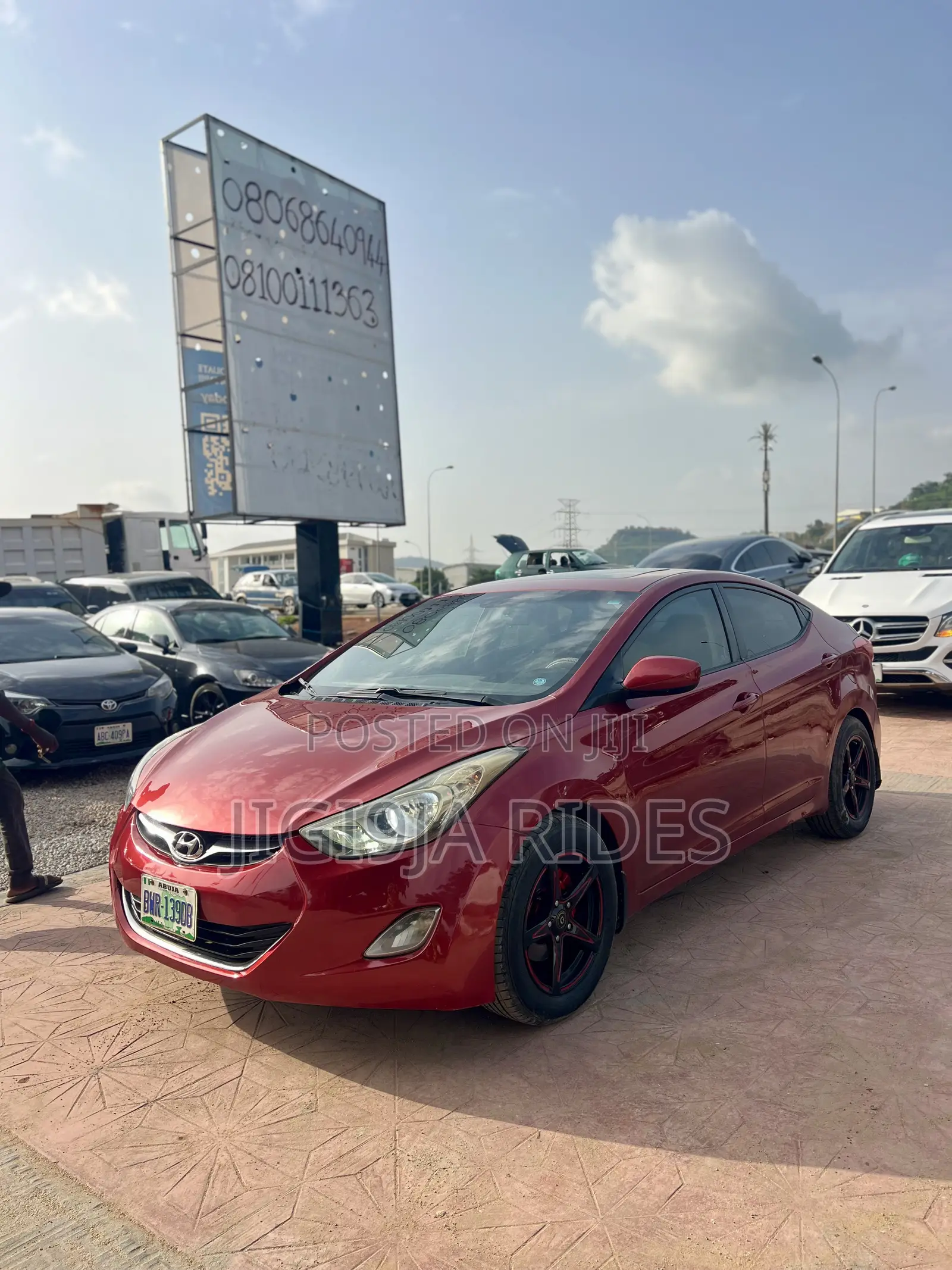 Hyundai Elantra 2012 Red