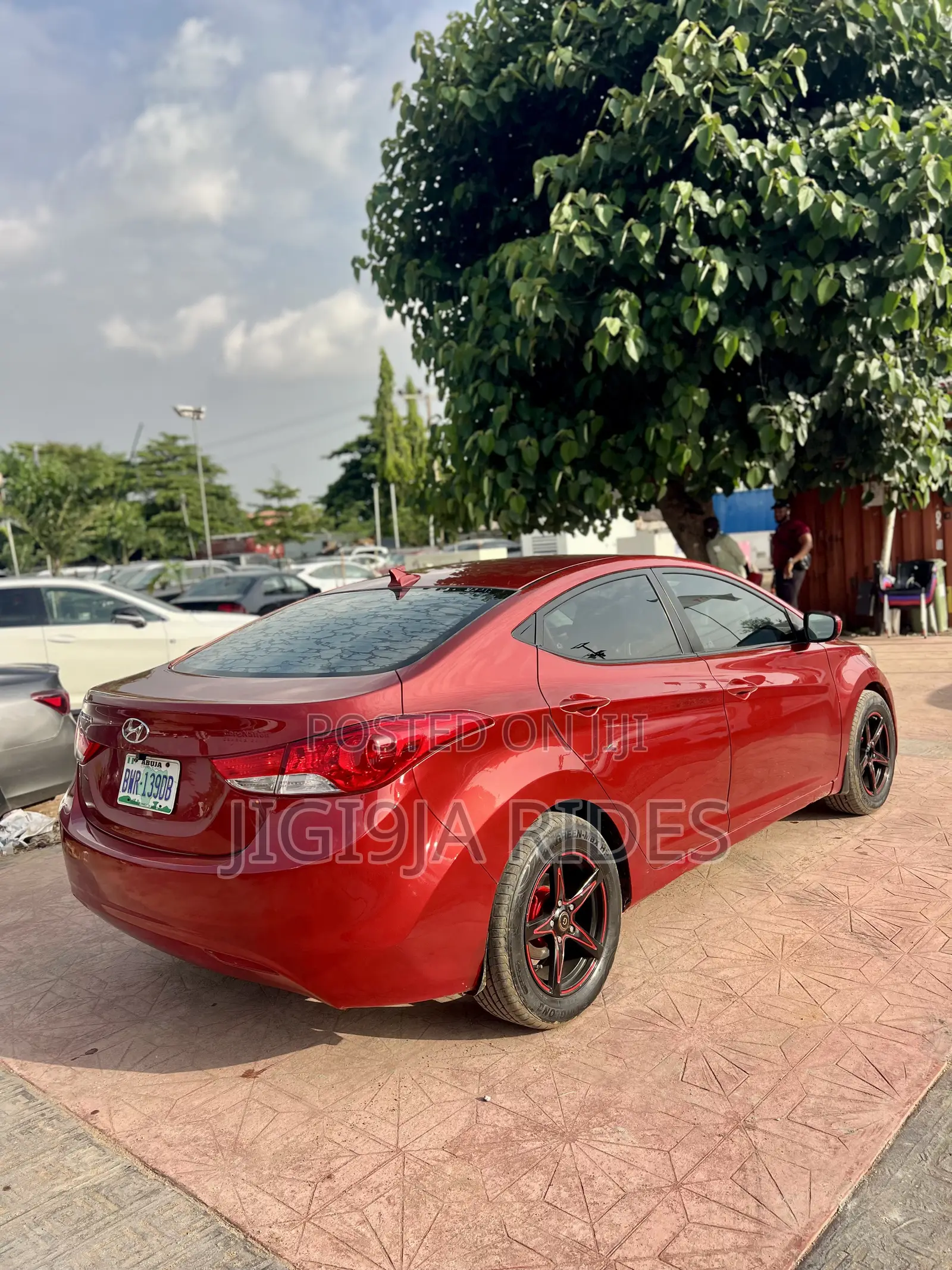 Hyundai Elantra 2012 Red