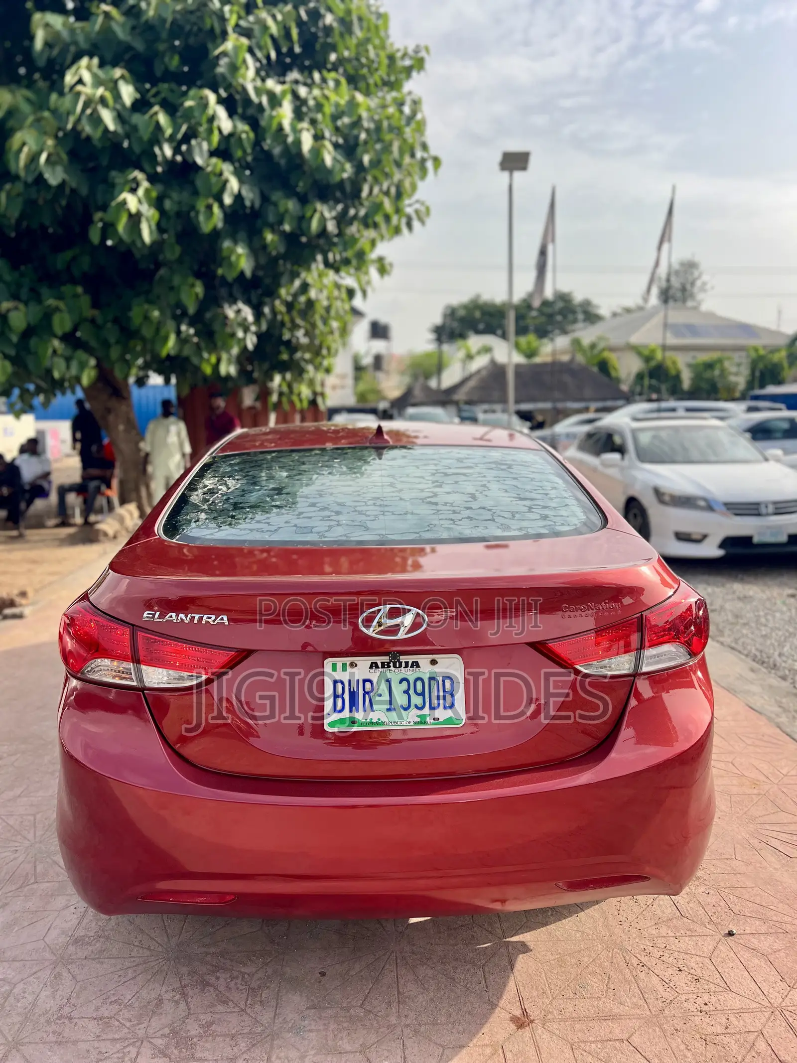 Hyundai Elantra 2012 Red