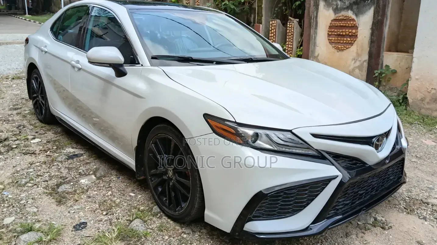 Toyota Camry 2024 White