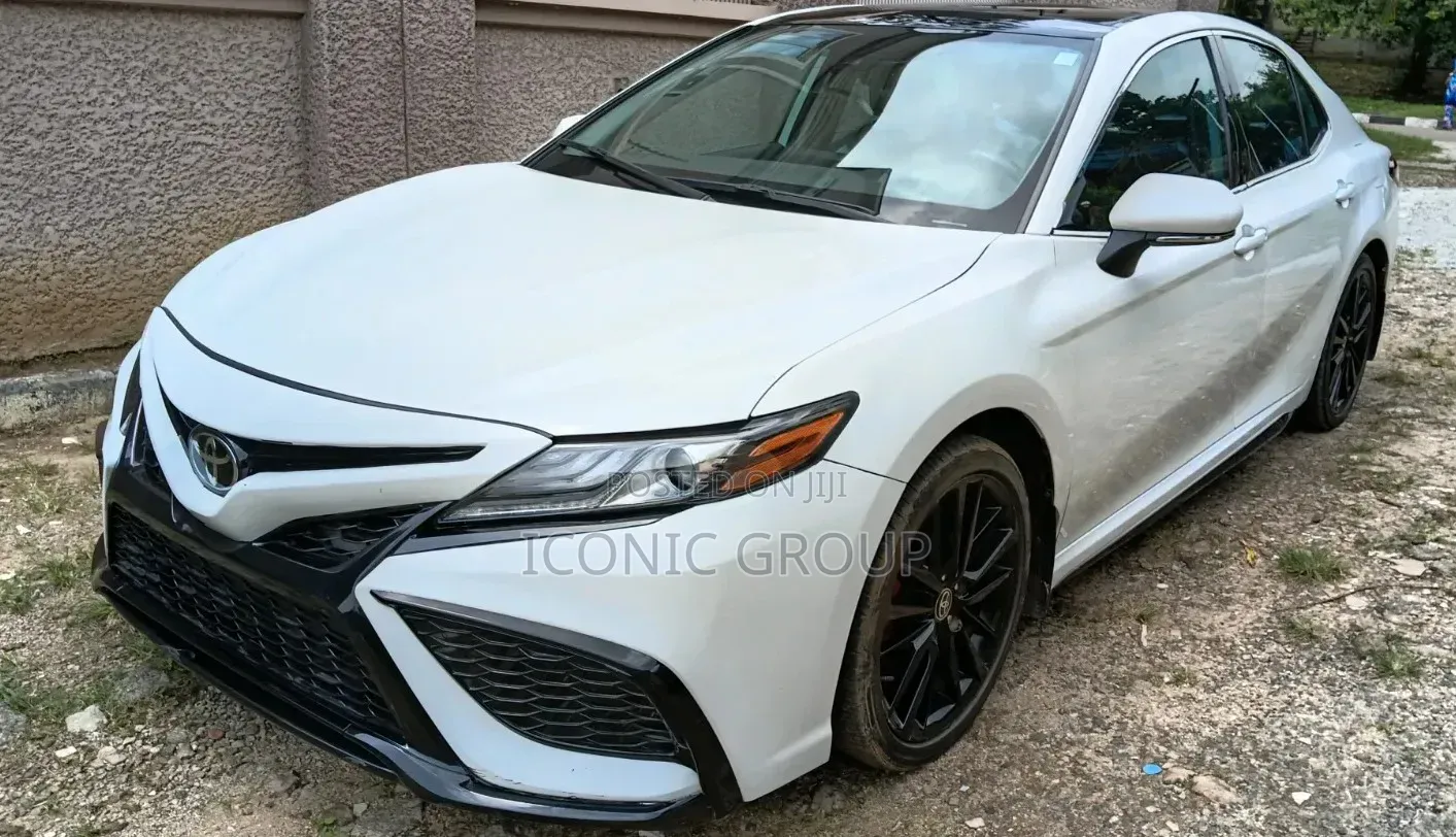 Toyota Camry 2024 White