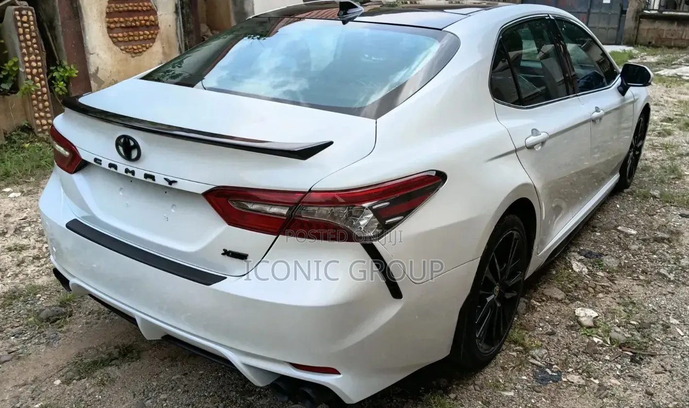 Toyota Camry 2024 White