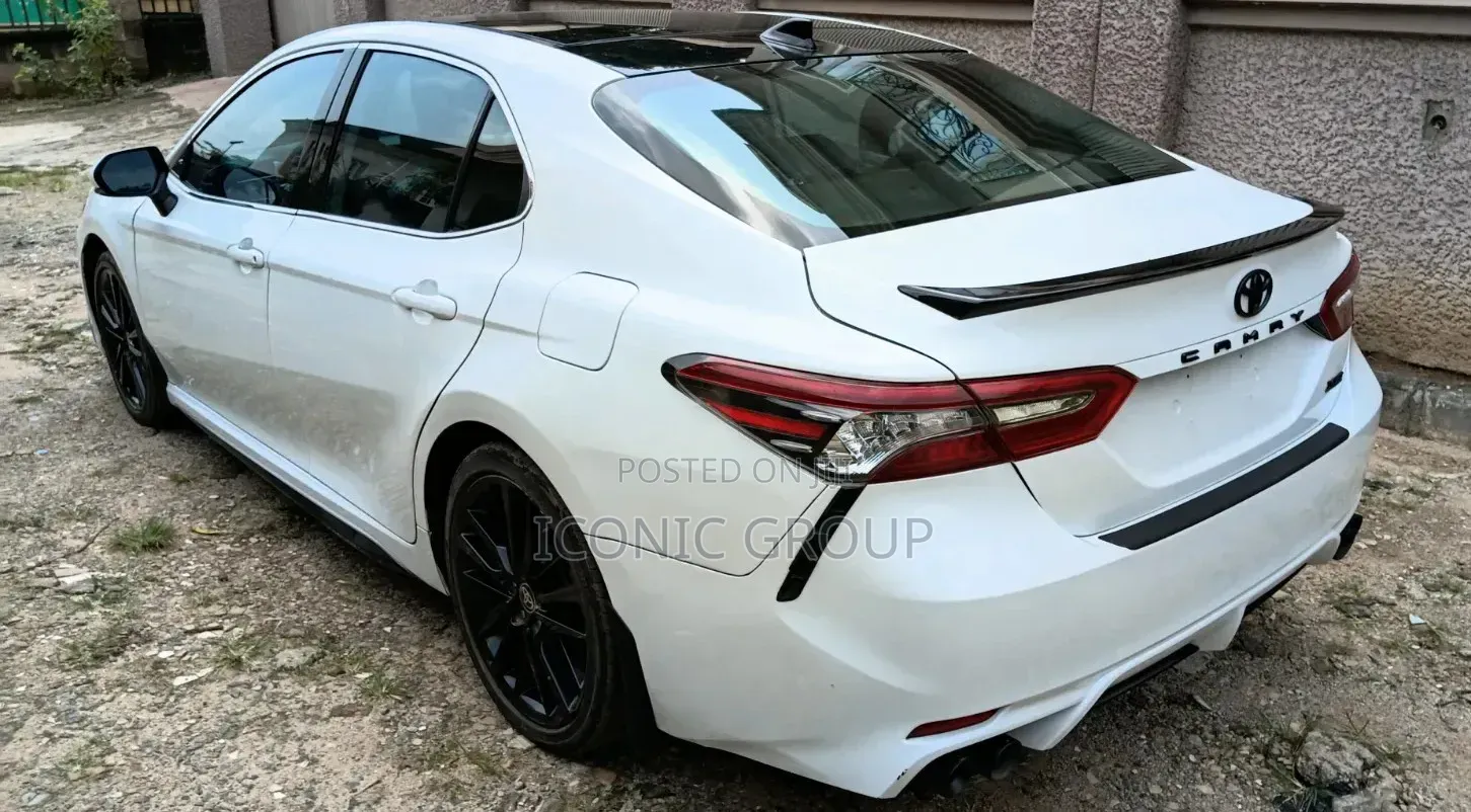 Toyota Camry 2024 White