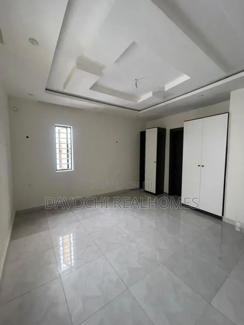 4bdrm Duplex in Lekki Phase 1 for sale