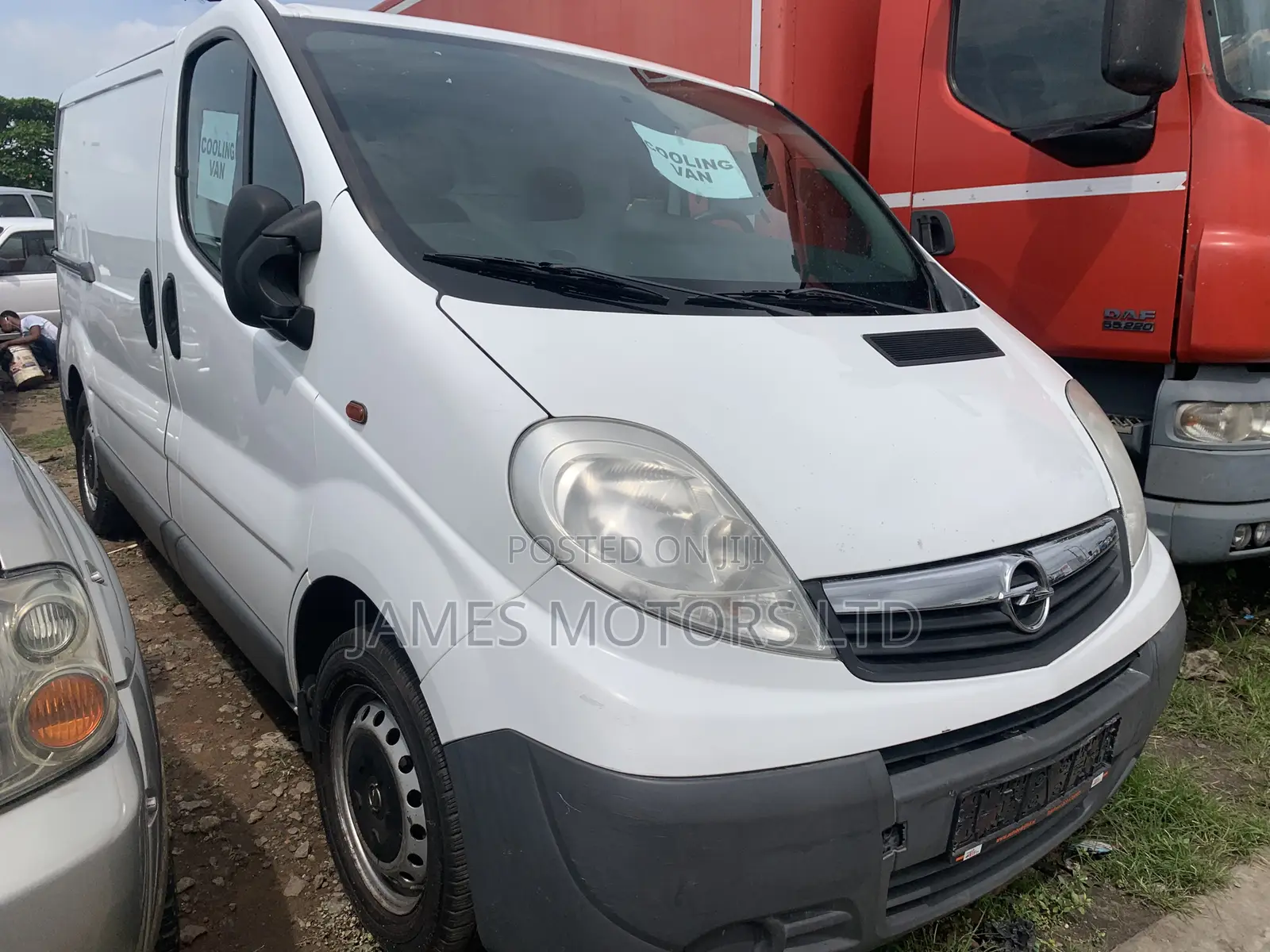 Opel Vivaro 2013 White