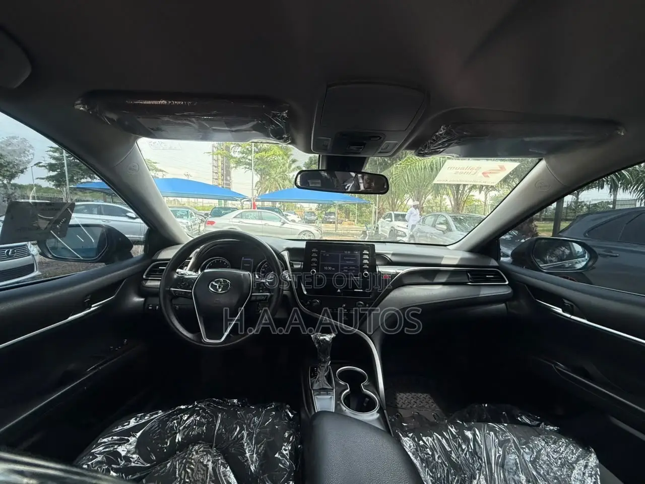 Toyota Camry XLE 2022 Black
