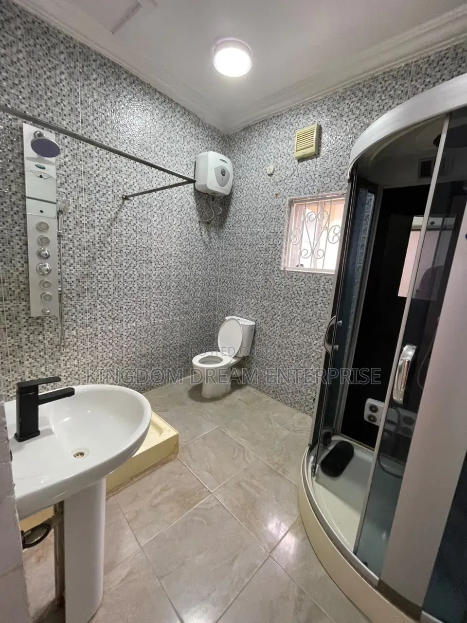 5bdrm Duplex in Idado Estate Lekki for sale